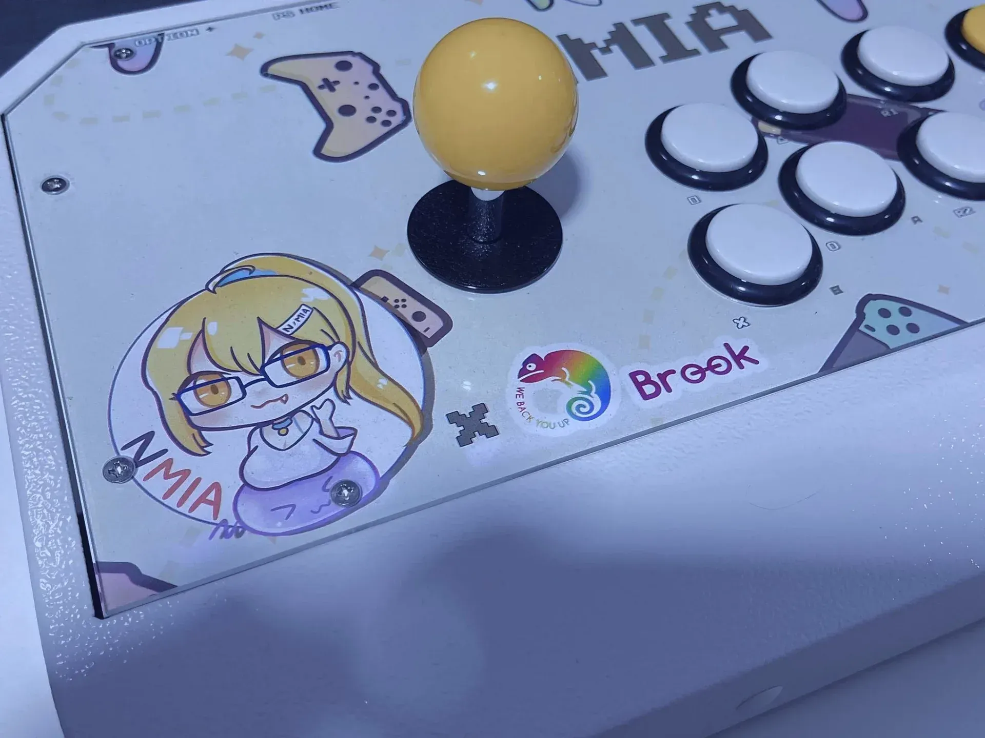 【開箱】格鬥搖桿——Brook萬用格鬥版x尼未亞限定聯名款