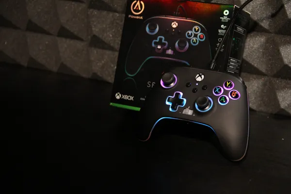比官方便宜,使用手感卻幾乎無異【PowerA Spectra Infinity for Xbox有線手把】使用心得